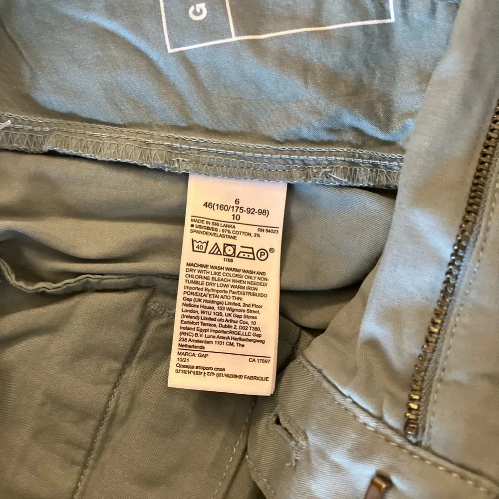 GAP stylish teal